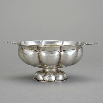 SKÅL, silver, barockstil, fantasistämplar. Svenska importstämplar från 1928. Vikt 365 gr.