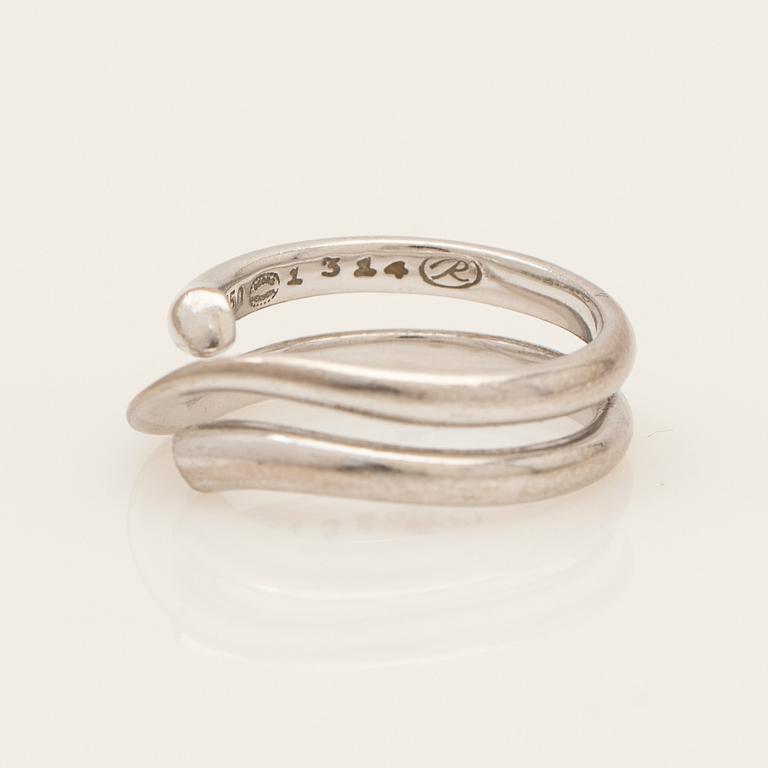 Regitze Overgaard, ring, "Magic", 18K vitguld, för Georg Jensen, Danmark.