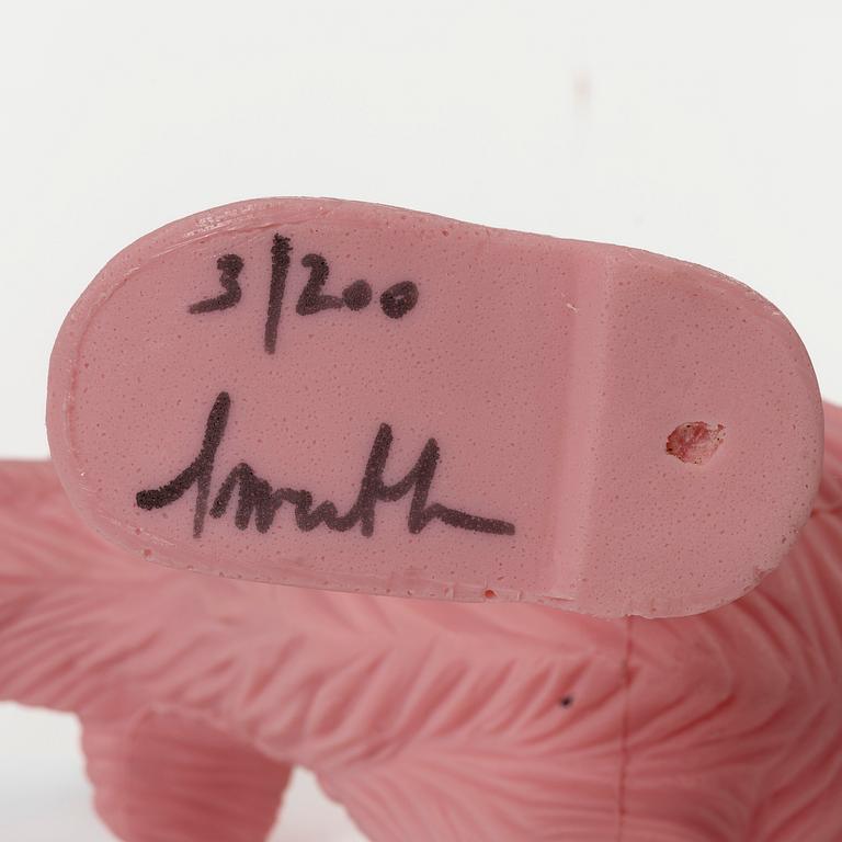 William Sweetlove, "Cloned Schnauzer with water bottle". (Pink).