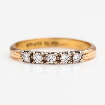 An 18K gold ring with diamonds ca. 0.20 ct in total. Lagercrantz Jewellery, Tammisaari 2013.