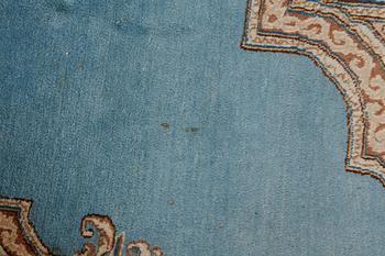 MATTA, Kirman, signerad, old, ca 290 x 196 cm.