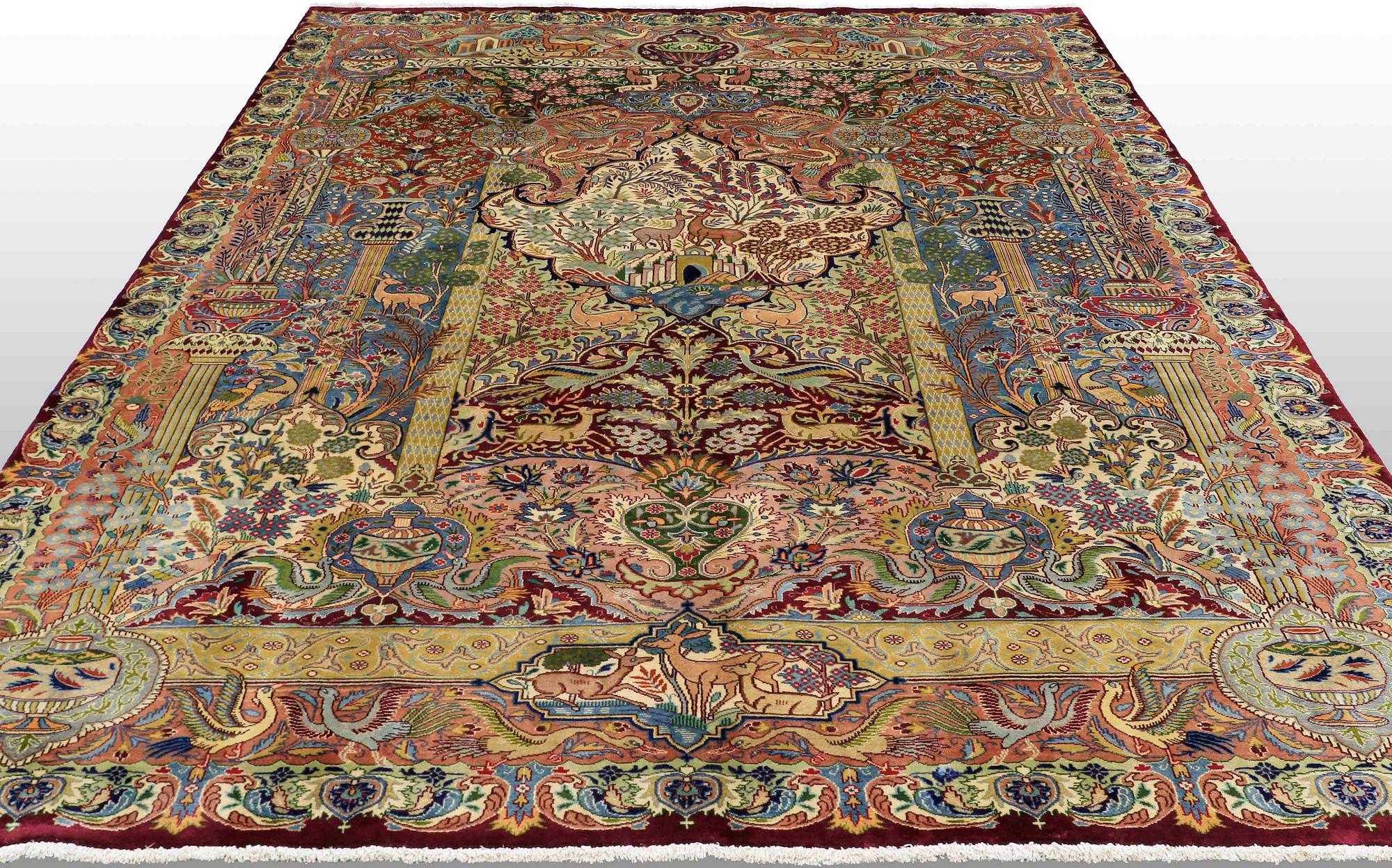 Matta, Kashmar, ca 335 x 249 cm.