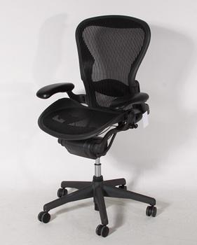 KONTORSSTOL, ”Aeron Chair”, Herman Miller.