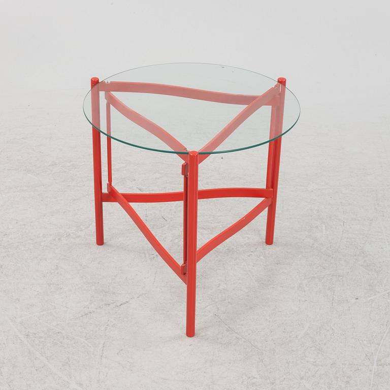 Hans Johansson, soffbord, "Tema", för Karl Andersson & Söner. 2000-tal.