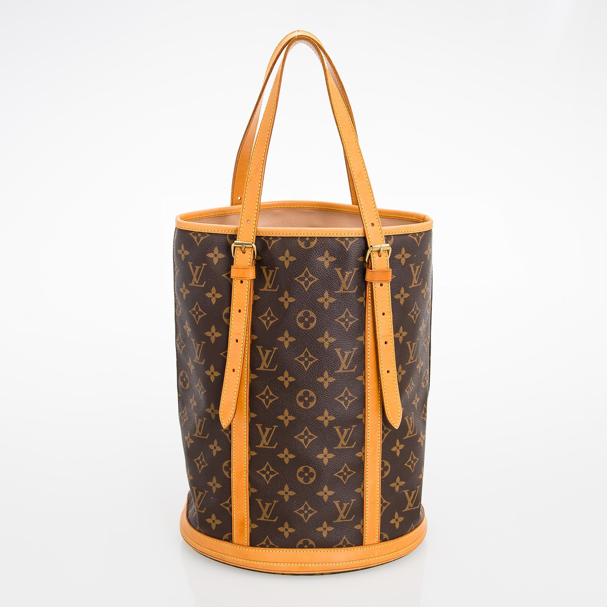 Louis Vuitton, A Monogram 'Bucket' Bag with pochette.