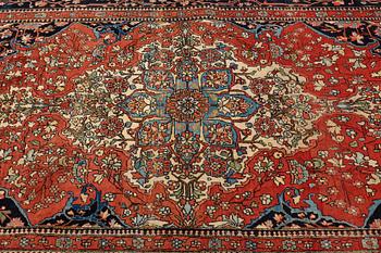 A RUG, an antique/semi-antique Kashan Motachem, ca 213 x 141,5 cm.