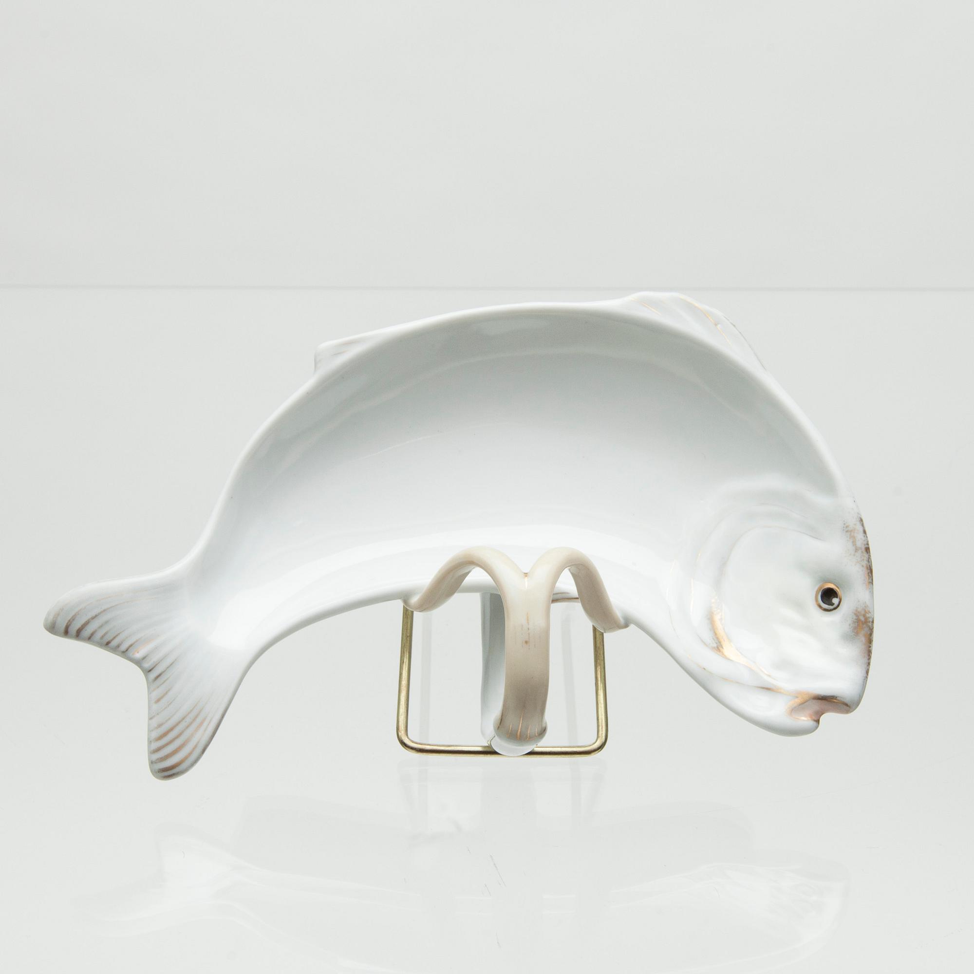 SERVERINGSFAT, porslin, Gardner 1880-90, Ryssland.