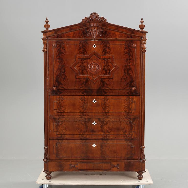 CHIFFONJE, 1800-talets andra hälft.