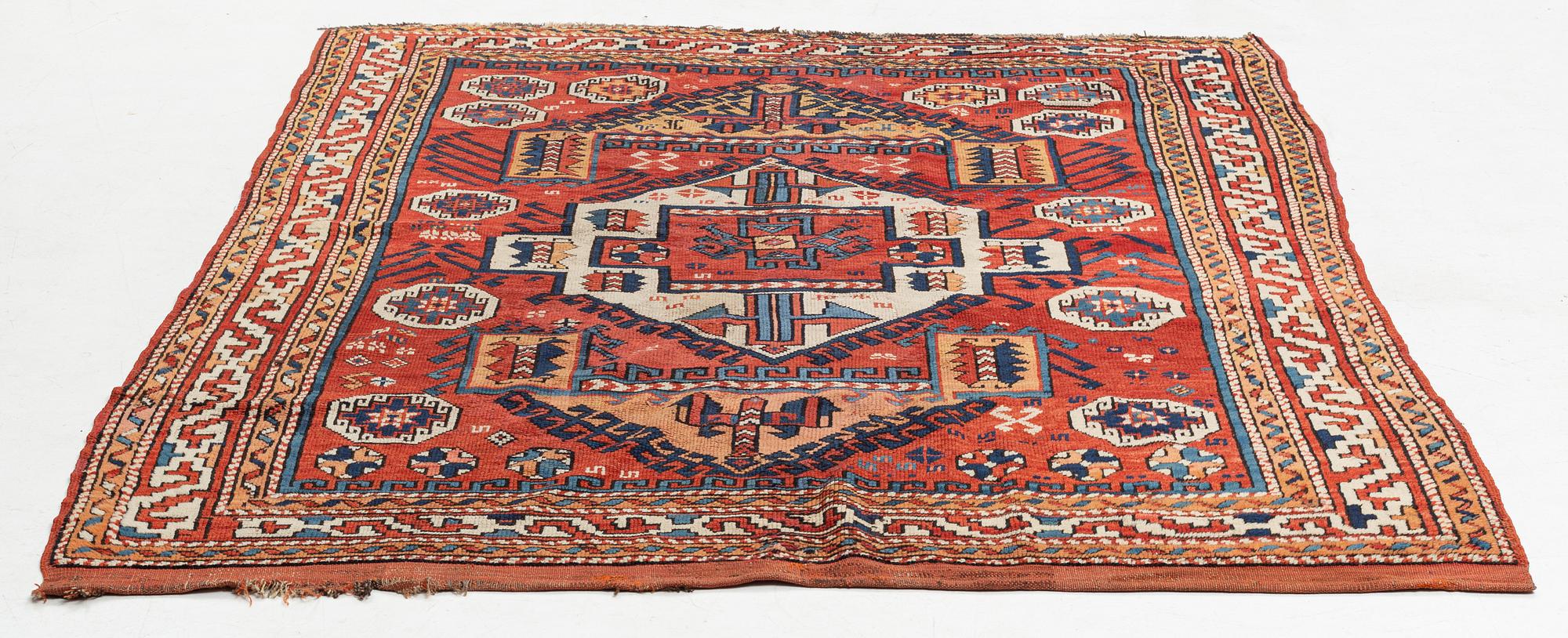 An antique Bergama carpet, west Anatolia, ca 220 x 180 cm.