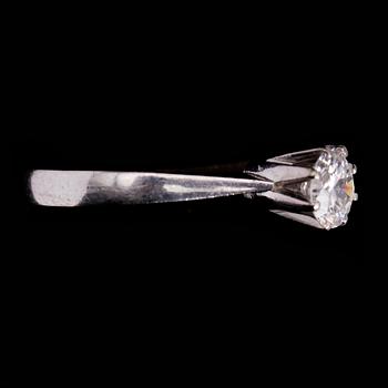 RING, 18 k, briljantslipad diamant 0.91 ct, enl intyg, svenska stämplar LEA, 1970. Total vikt ca 3,8 gram.