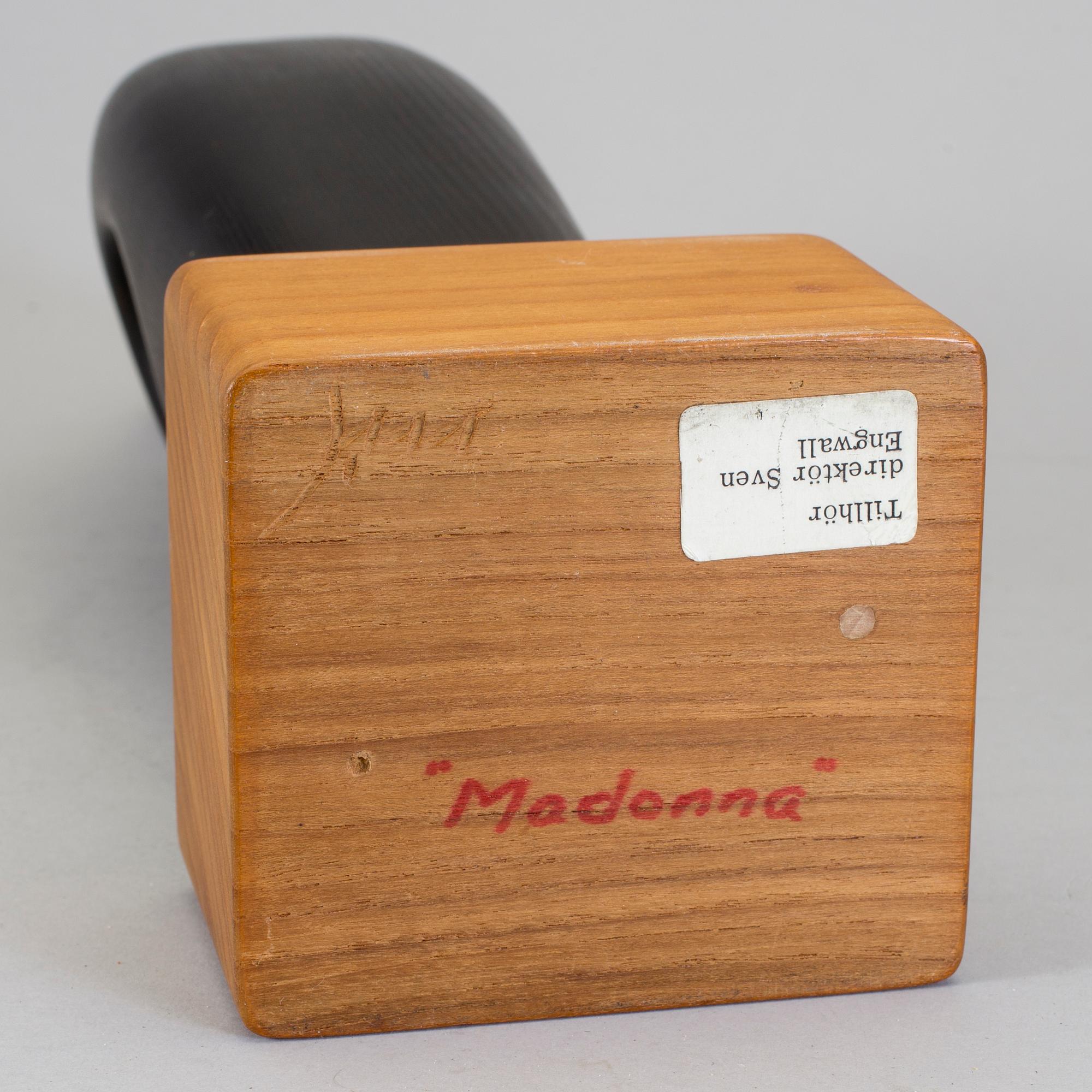 JOHNNY MATTSSON, skulptur, svärtat trä, signerad.