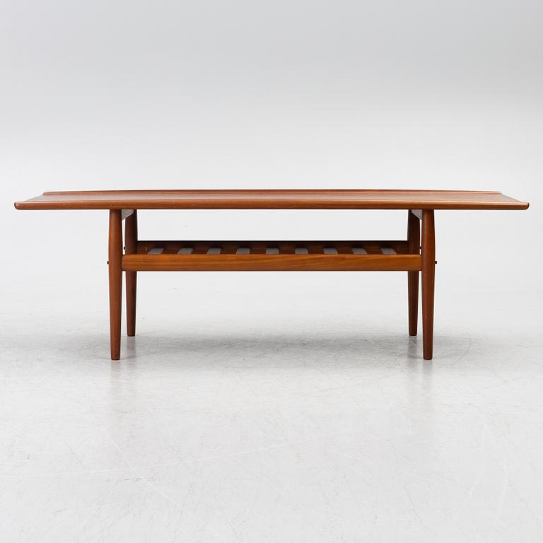 Grete Jalk, Coffee table, Glostrup Møbelfabrik, Denmark 1950s/60s.