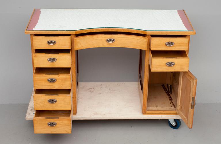 SKRIVBORD, jugend, 1900-talets början.