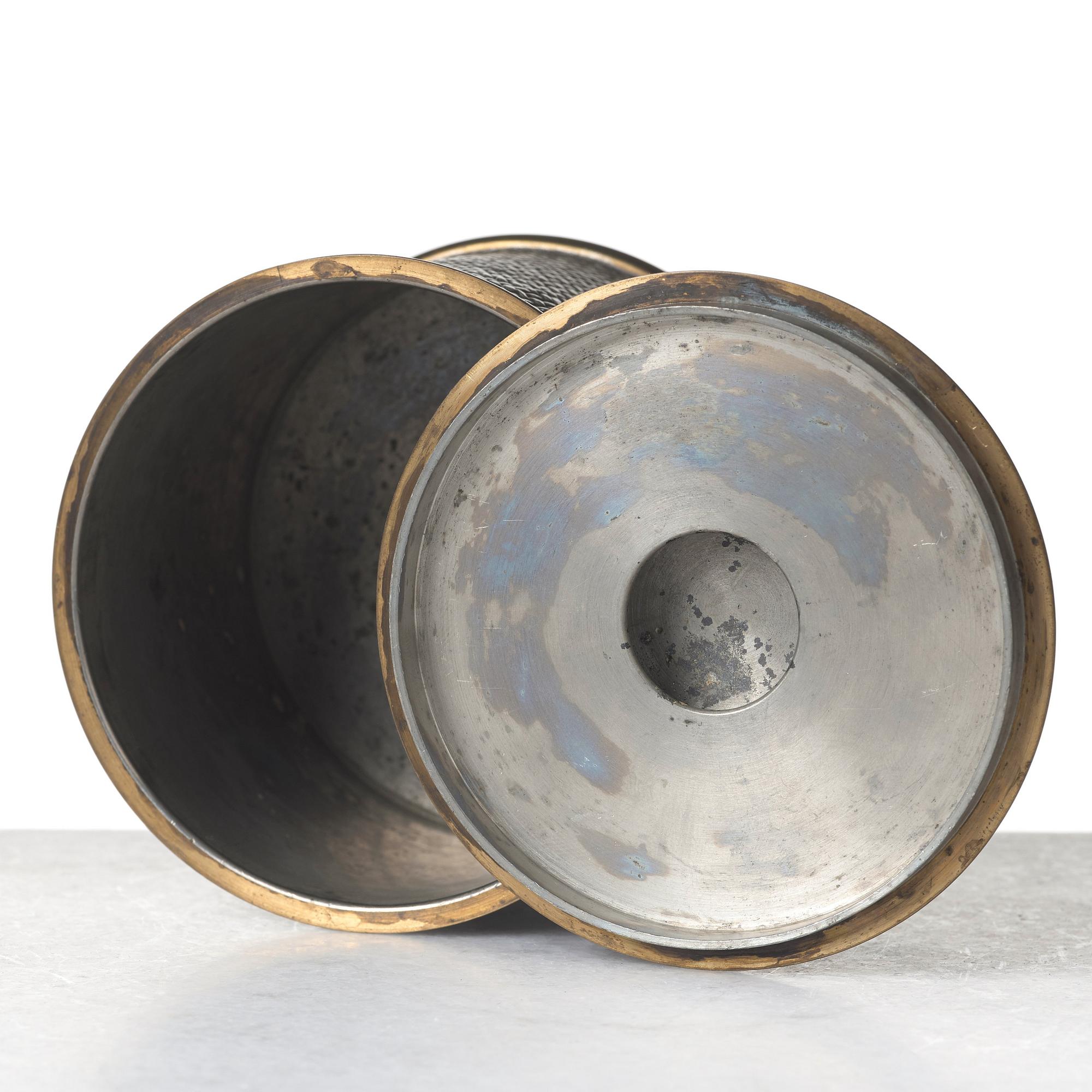 Björn Trägårdh, a pewter and brass jar with cover by Svenskt Tenn, Stockholm 1952.