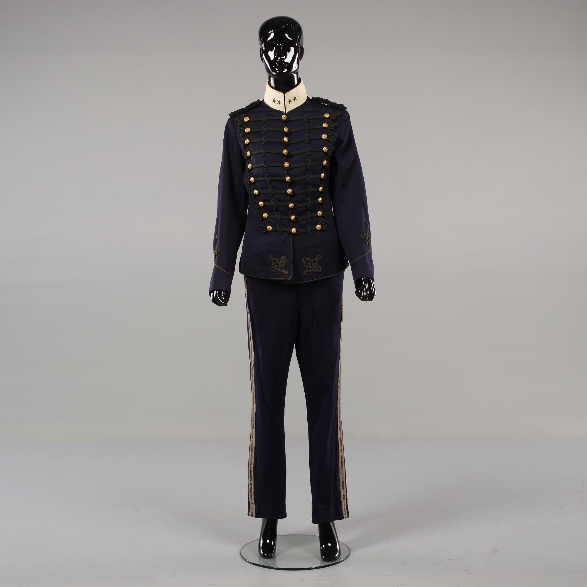 UNIFORM, två delar, 1900-tal.