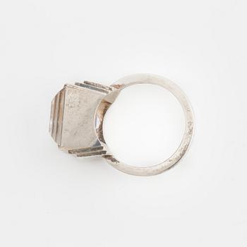 WIWEN NILSSON, ring, Lund, 1944, silver med trappslipad bergkristall.