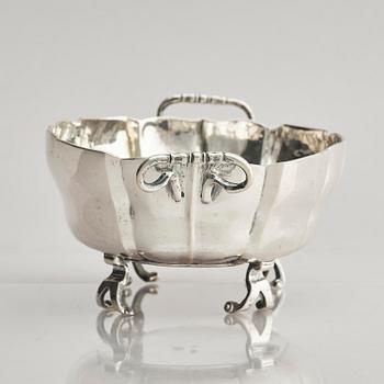 A Swedish 18th century silver bowl, mark of Christoffer Wasserman (active 1734-1770), Lindesberg.