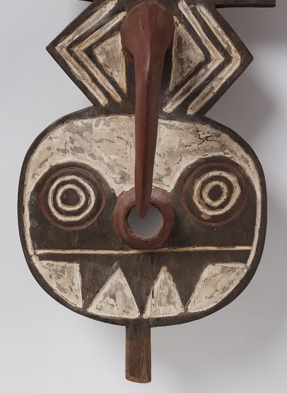 Plankmask, "Nwantantay" enligt uppgift ifrån Bwa, Burkina Faso, 1900-talets andra hälft.