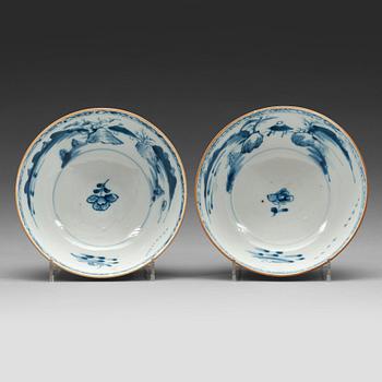 474. Two blue and white and cappuciner brown bowls, Qing dynasty, Qianlong (1736-95).