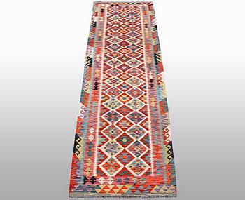 A runner, Kilim, ca 463 x 82 cm.