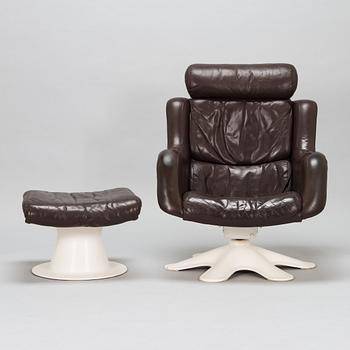 Yrjö Kukkapuro, fåtölj modell 418N och fotpall modell 812J för Haimi 1960-talets slut.