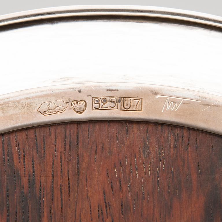 TAPIO WIRKKALA, fat, sterling silver och ädelträ, stämplat TW, Hopeakeskus, Tavastehus, 1973.