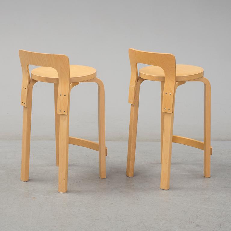 ALVAR AALTO, barstolar, ett par, modell K65, Artek, Finland, 1900-talets slut, modellen formgiven 1935.