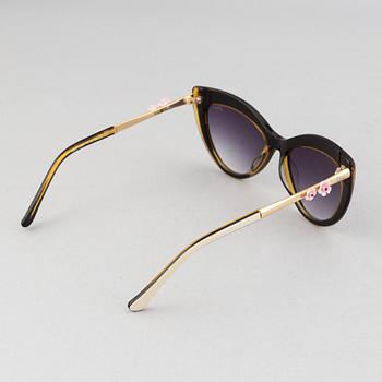 Christian Dior, a pair of 'Dior Lady' sunglasses.
