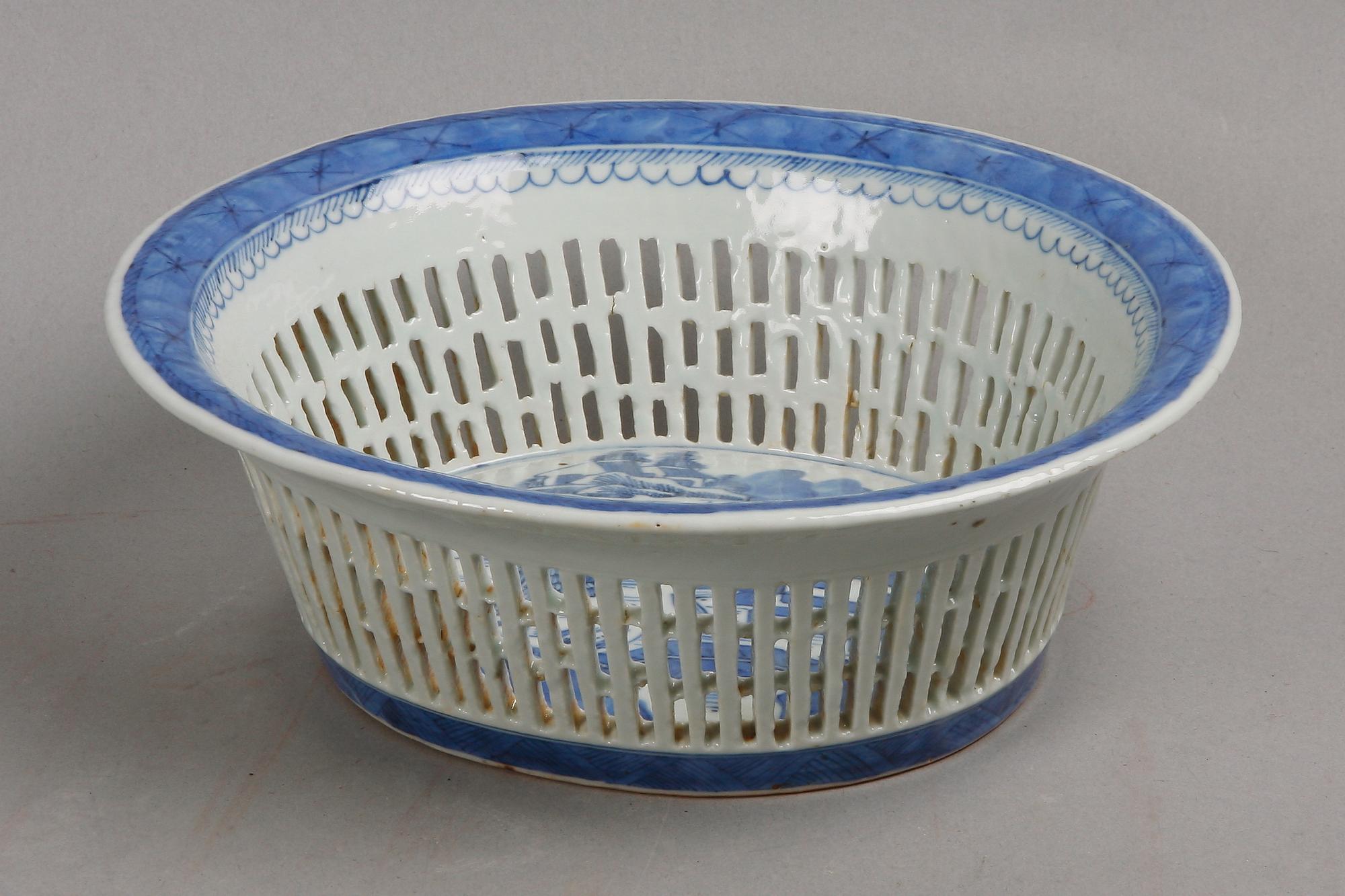 GALLERSKÅL, porslin, Kina, 1800-tal.