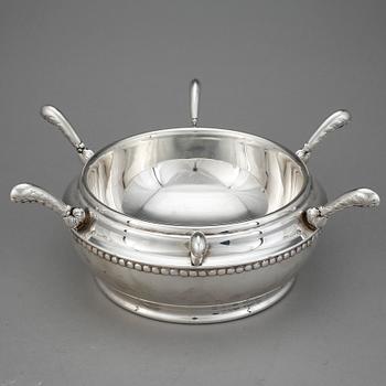 FRUKTSKÅL, nysilver, 1900-talets början.