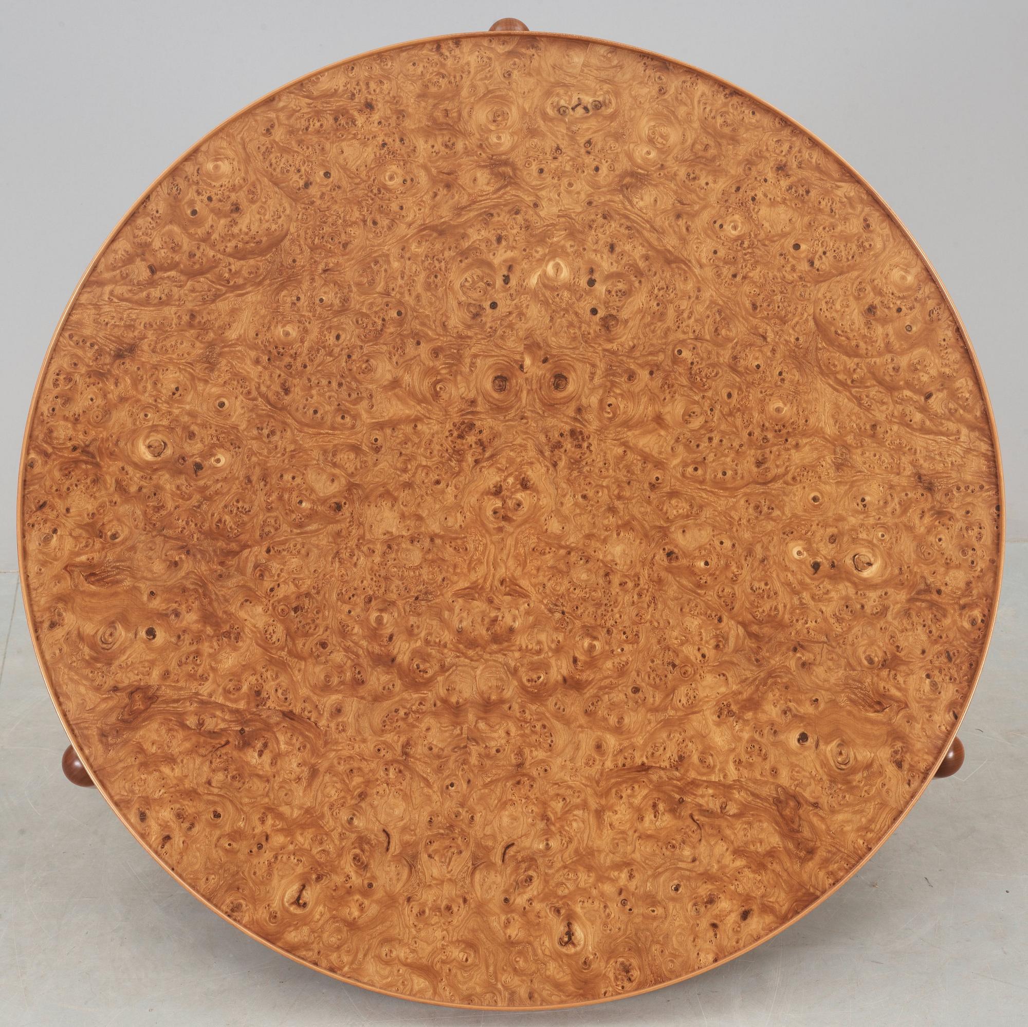 JOSEF FRANK, soffbord, Firma Svenskt Tenn,  modell 2139.