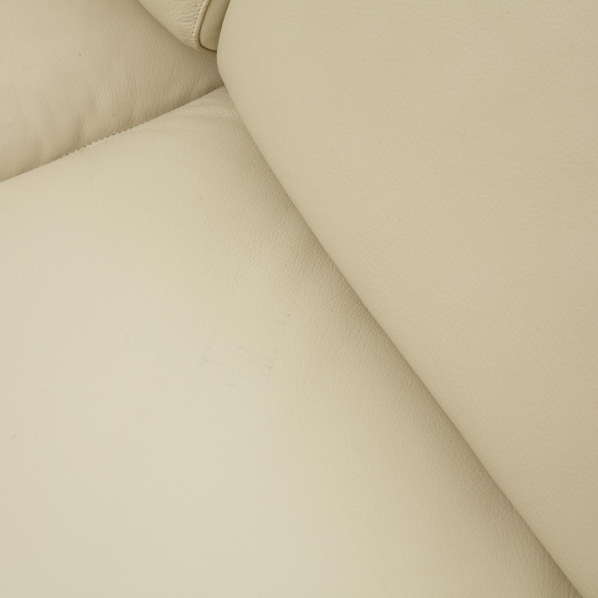 Robin Day, a sofa and armchair, 'Forum', Habitat.