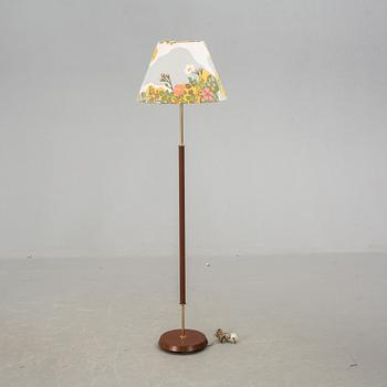 GOLVLAMPA, 1900-talets mitt/andra hälft.