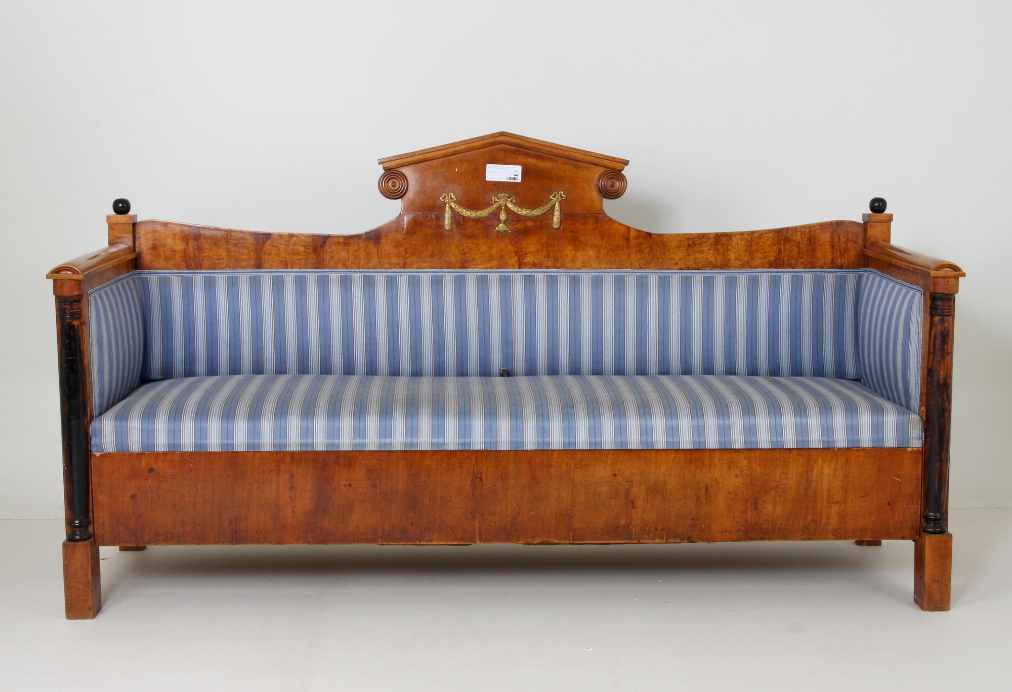 Soffa, Karl Johan, 1800-talets första hälft.