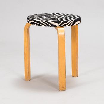 Alvar Aalto, jakkara, malli 60, Artek 1960/1970-luku.