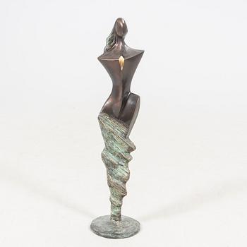 Stan Wys, a signd numbered and dated bronze sculpture 2/4 AP 2005.