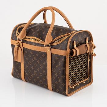 Louis Vuitton, a monogram canvas 'Sac Chien 40' dog bag, 2019.