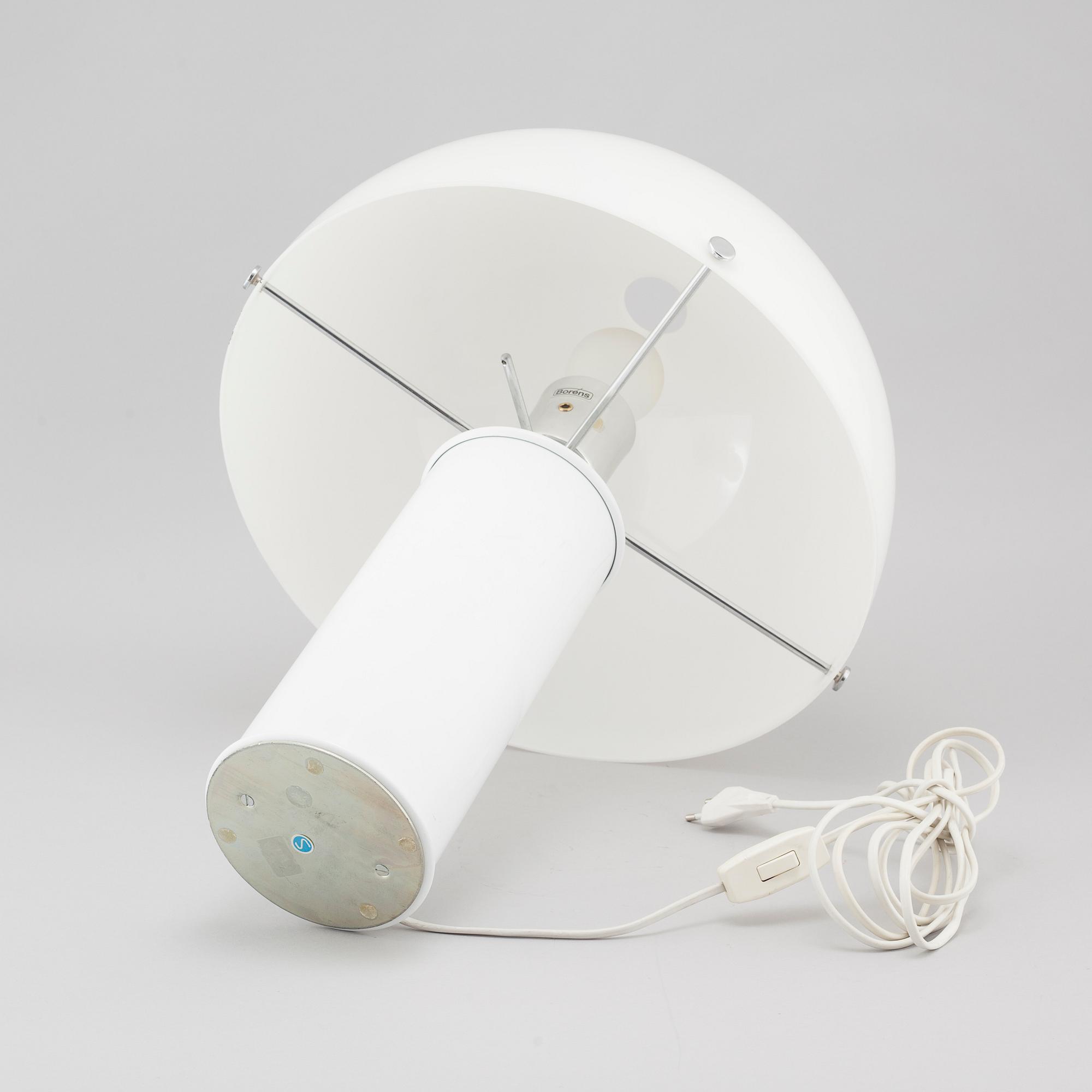 A table lamp, by Boréns, 20th cenutry.
