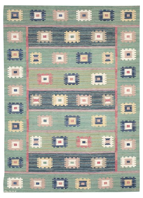 RUG. "Grön äng". Rölakan (flat weave). 240 x 171 cm. Signed AB MMF (AB Märta Måås-Fjetterström).