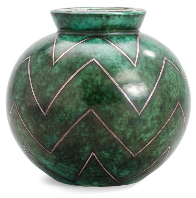 A Wilhelm Kåge 'Argenta' stoneware vase, Gustavsberg 1937.