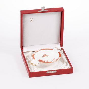 SAMLING PORSLIN, 4 delar, Meissen, Tyskland, 1900-tal.