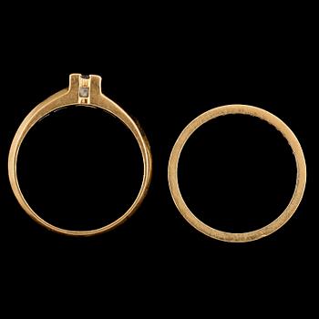 RINGAR, 2 st, 18K guld, briljant- och princesslipade diamanter. Total vikt ca 7 g.