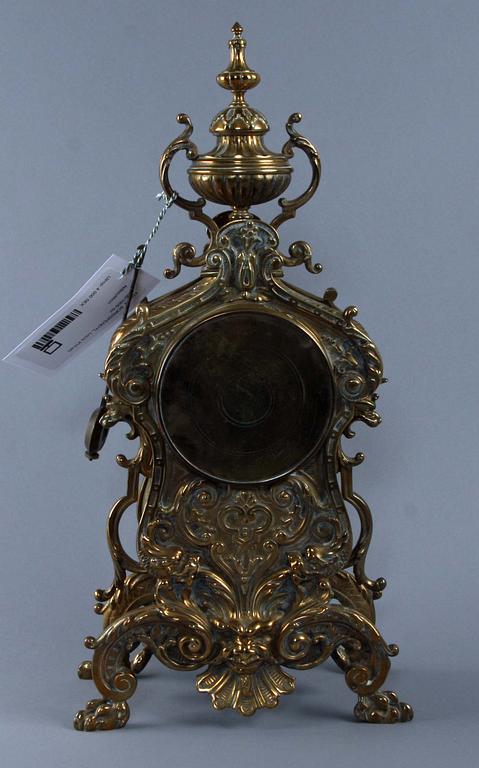 BORDSPENDYL, Louis XVI-stil. 1800/1900-tal.