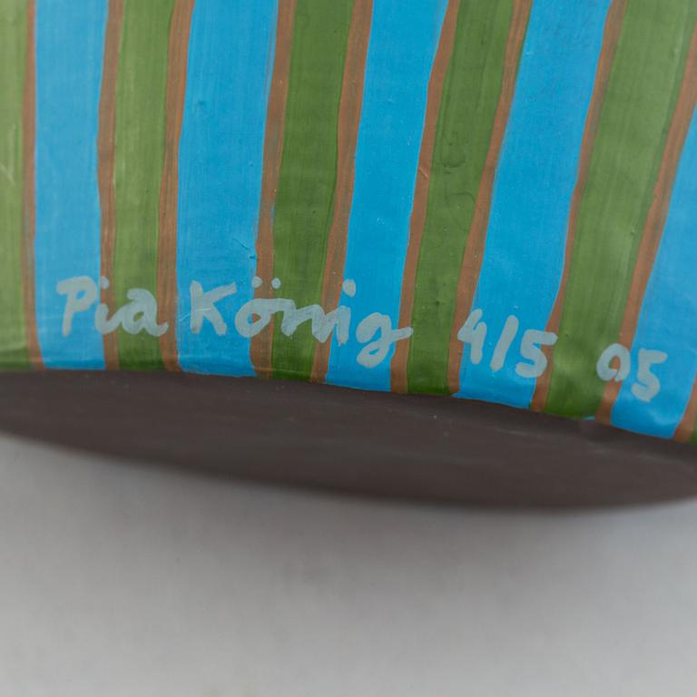 Pia König, a sculpture group with shelf, signed and numbered 5/5, 3/5, 2/5. and 1/5 and dated 2005.