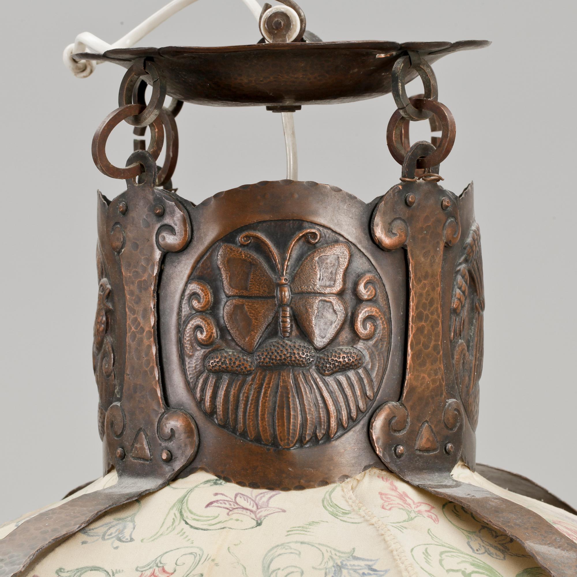 TAKLAMPA, koppar, Jugend, tidigt 1900-tal. H ca 45.