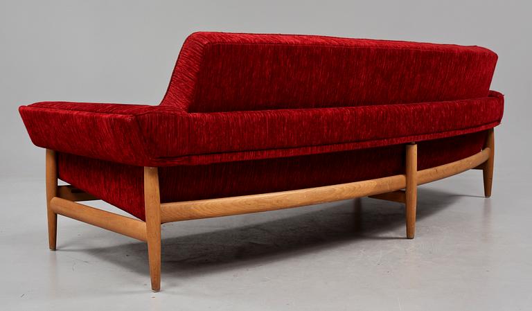 SOFFA, Johannes Andersen, AB Trensums Fåtöljfabrik, Trensum, 1960-tal.