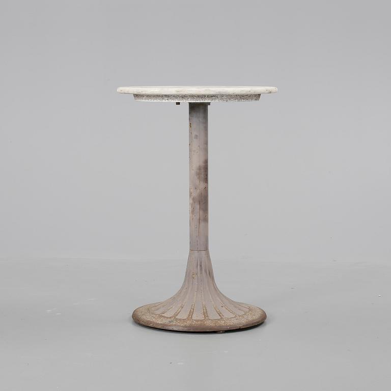 TRÄDGÅRDSBORD, 1900-talets första hälft.