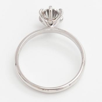 Ring, solitaire, brilliant cut diamond, 14K white gold.