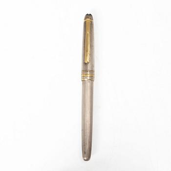 A silver Montblanc pen, pre-1991.