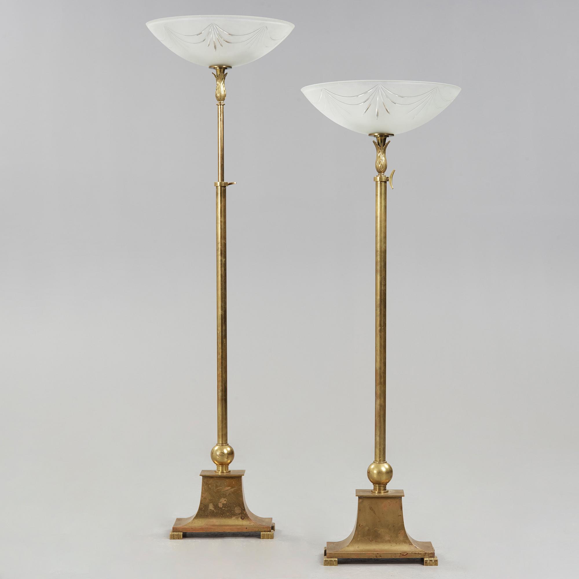 SWEDISH GRACE, golvarmaturer, ett par, 1920-30-tal.